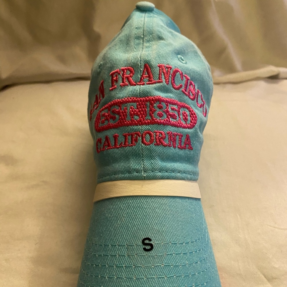 NWOT San Francisco t shirt & hat bundle